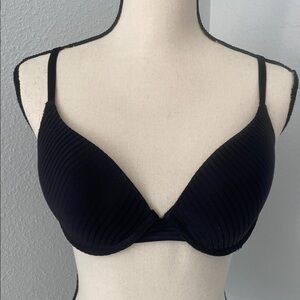 Izod Plus Size Black Striped Women's Bra